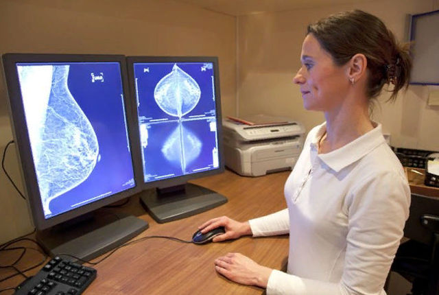 Обстеження молочних залоз: методи дослідження грудей, УЗД і мамографія