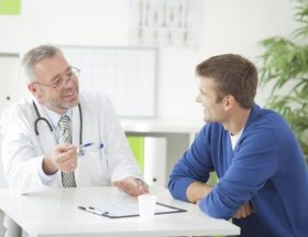Виділення з уретри у чоловіків: різновиди та основні причини, методи обстеження та тактика лікування